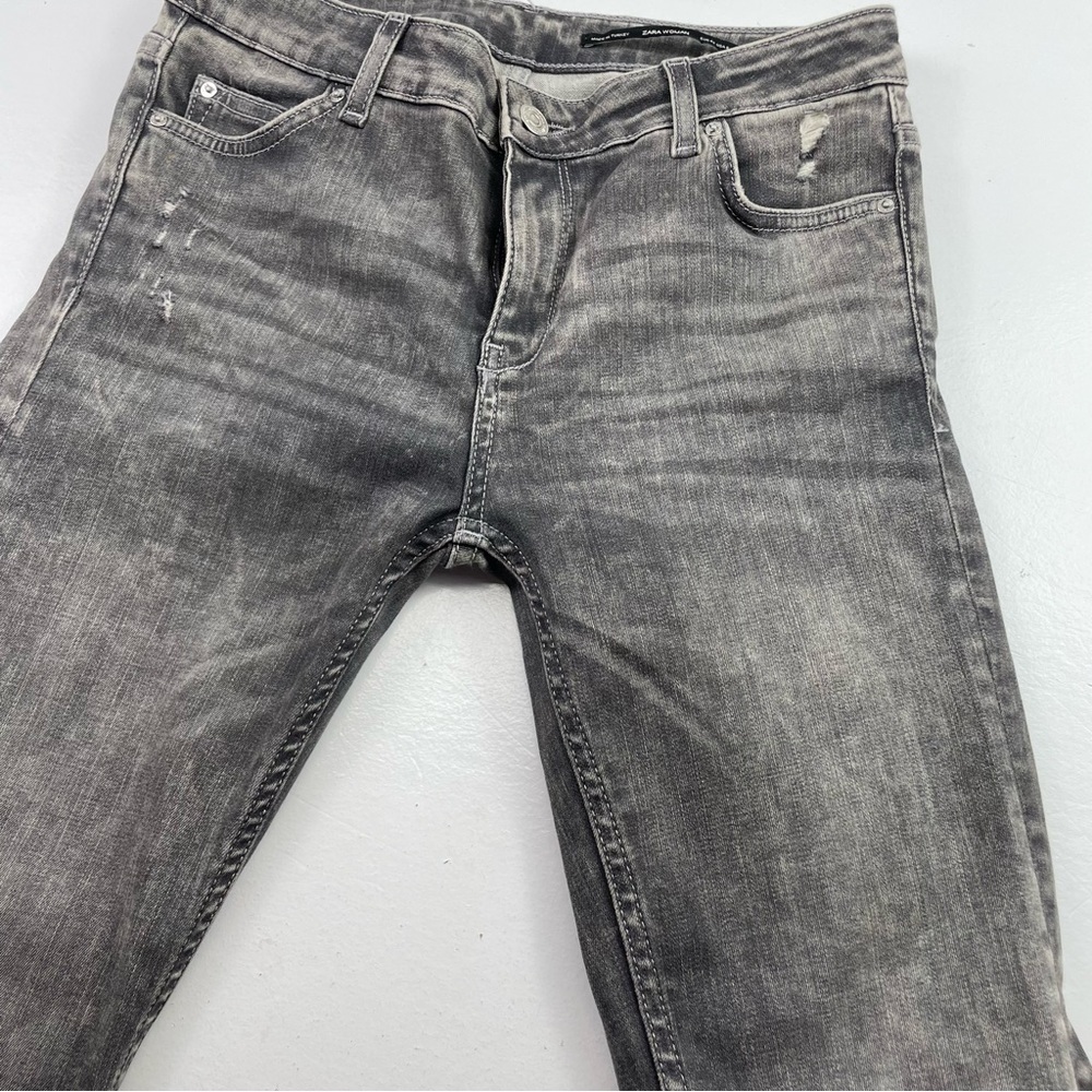 Zara Jean Women Size 8 Distressed Skinny Gray Wash Denim Straight leg mid rise - Picture 2 of 14